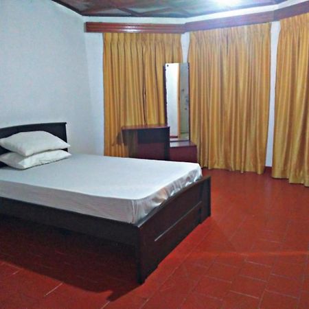 Diyaluma Falls Inn Koslanda Esterno foto