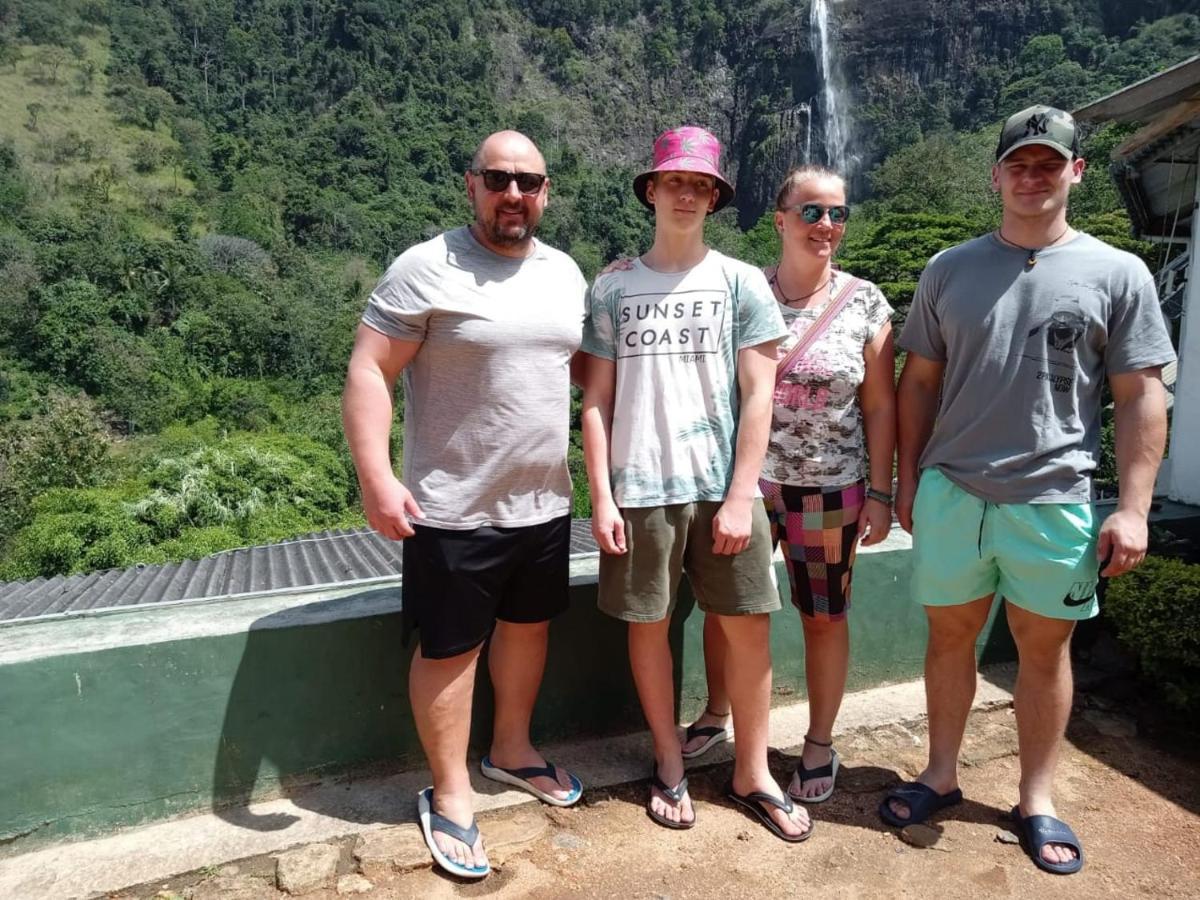 Diyaluma Falls Inn Koslanda Esterno foto